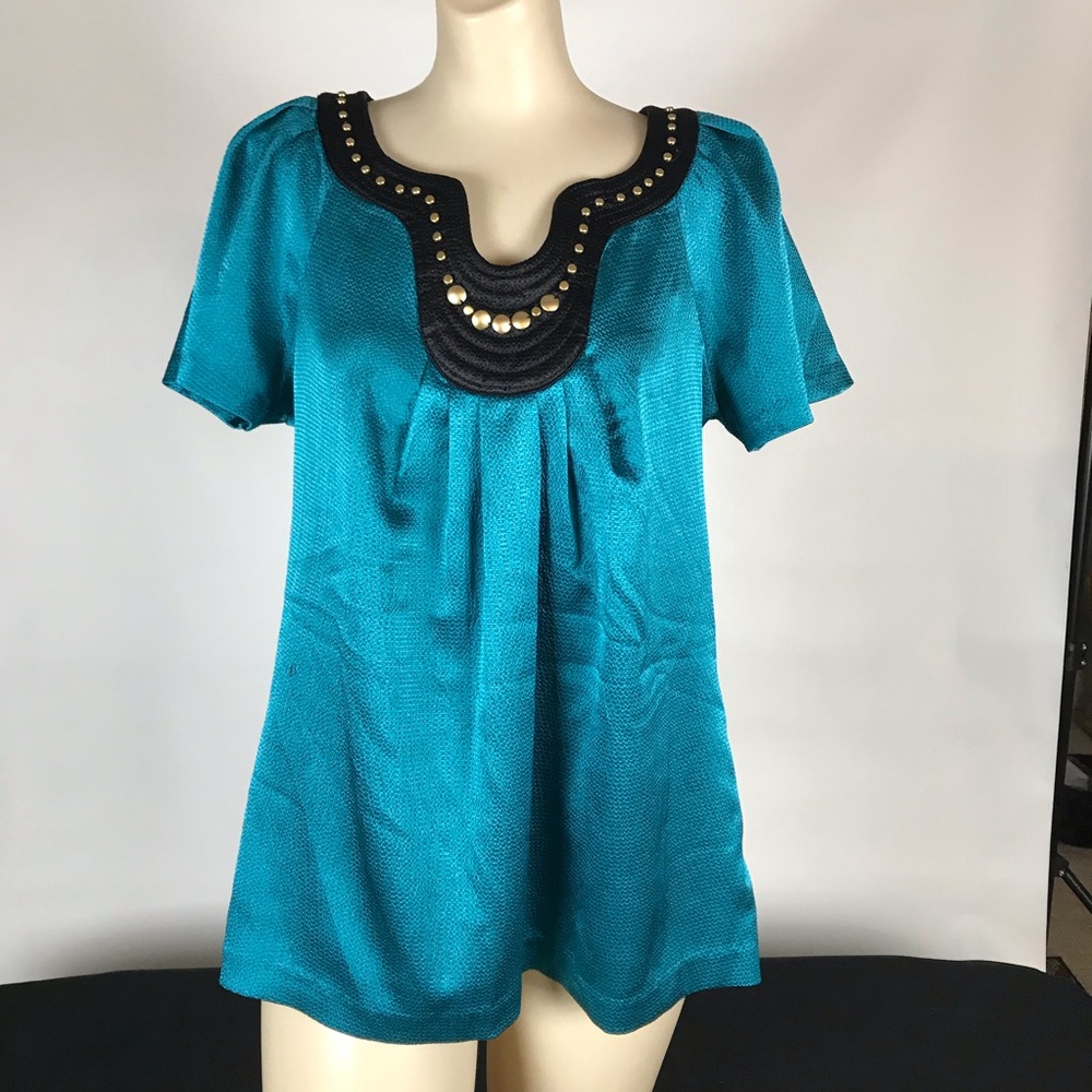 Women’s turquoise blouse by Nicole Miller